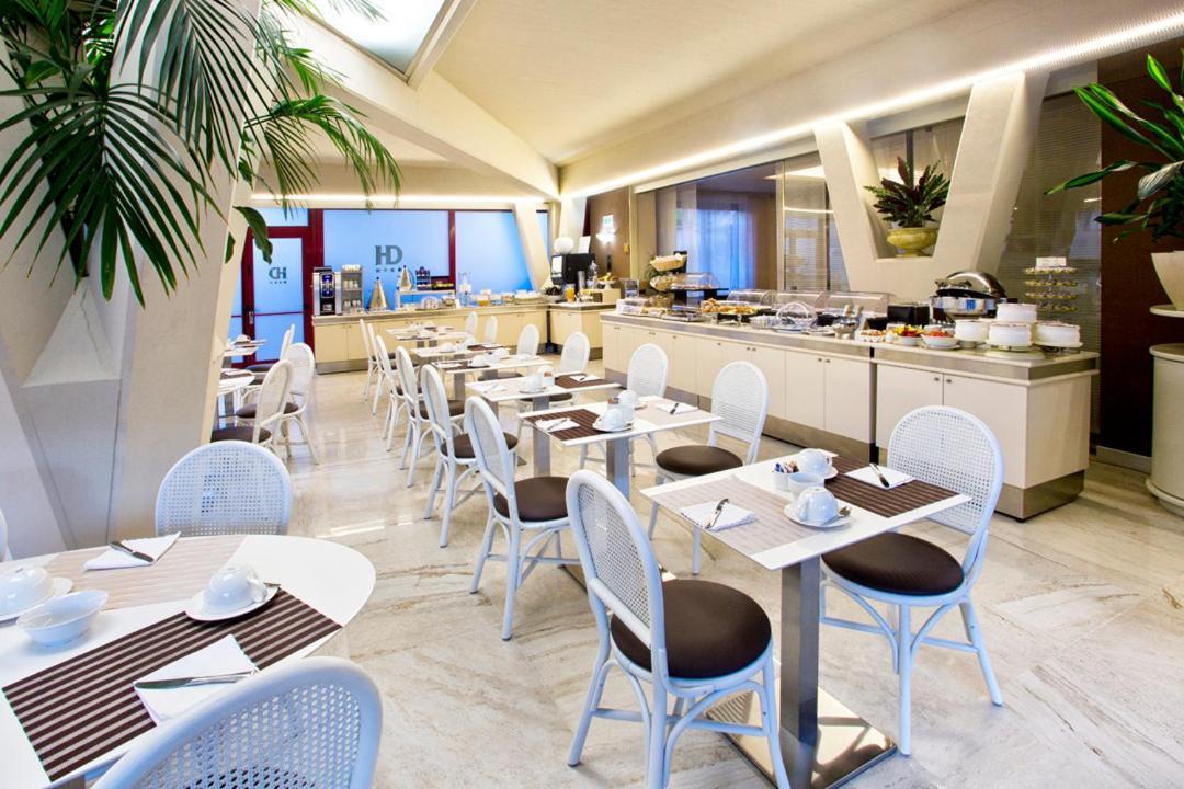 Hotel Desenzano Desenzano del Garda Luaran gambar